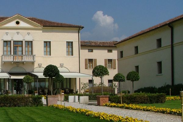 Villa Ca Sette villa d epoca 700 (Bassano del Grappa)